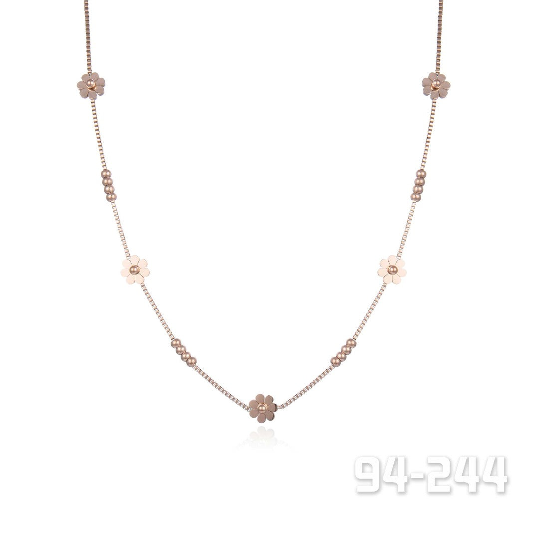 Rose Gold Flower Necklace