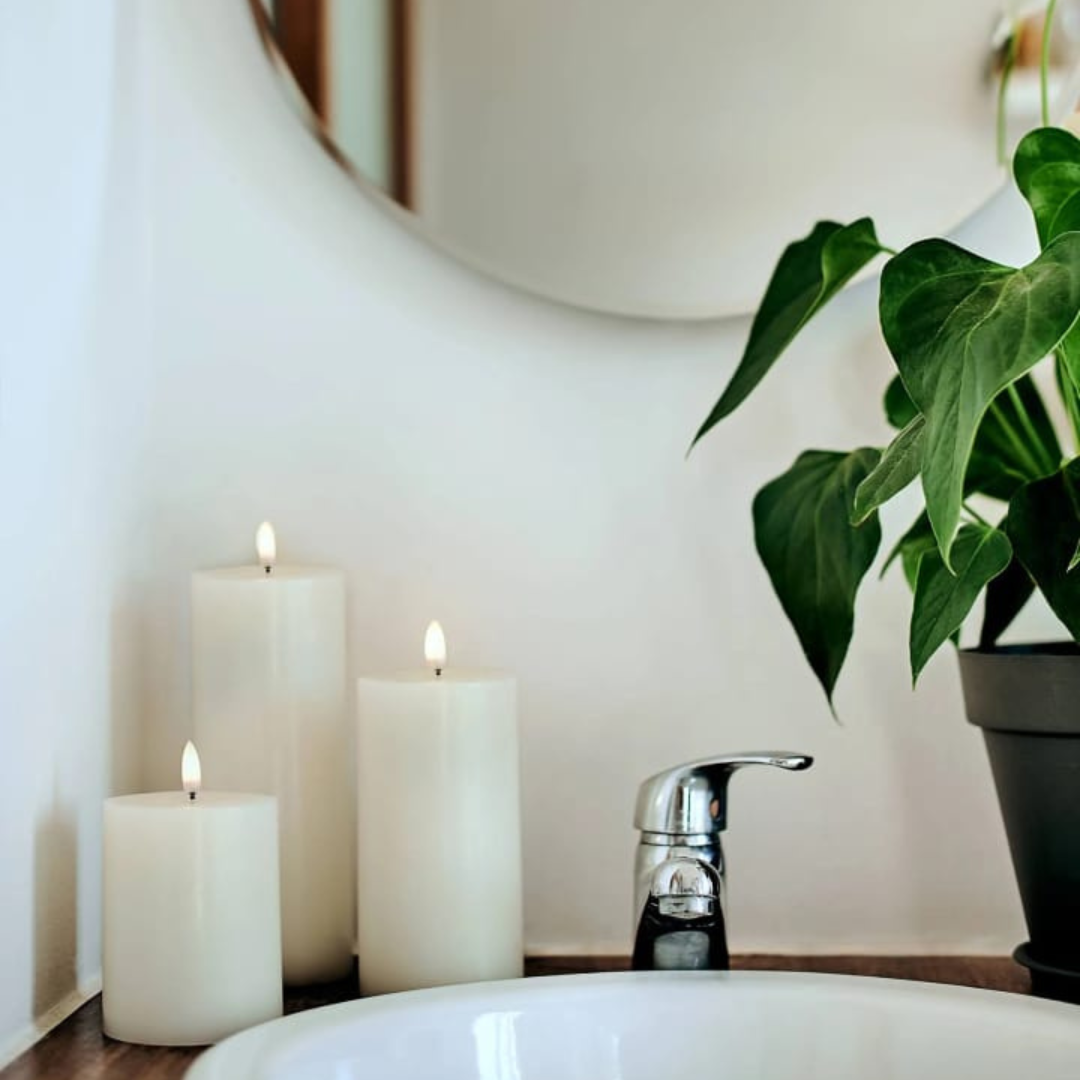 Uyuni 20cm LED Pillar Candle