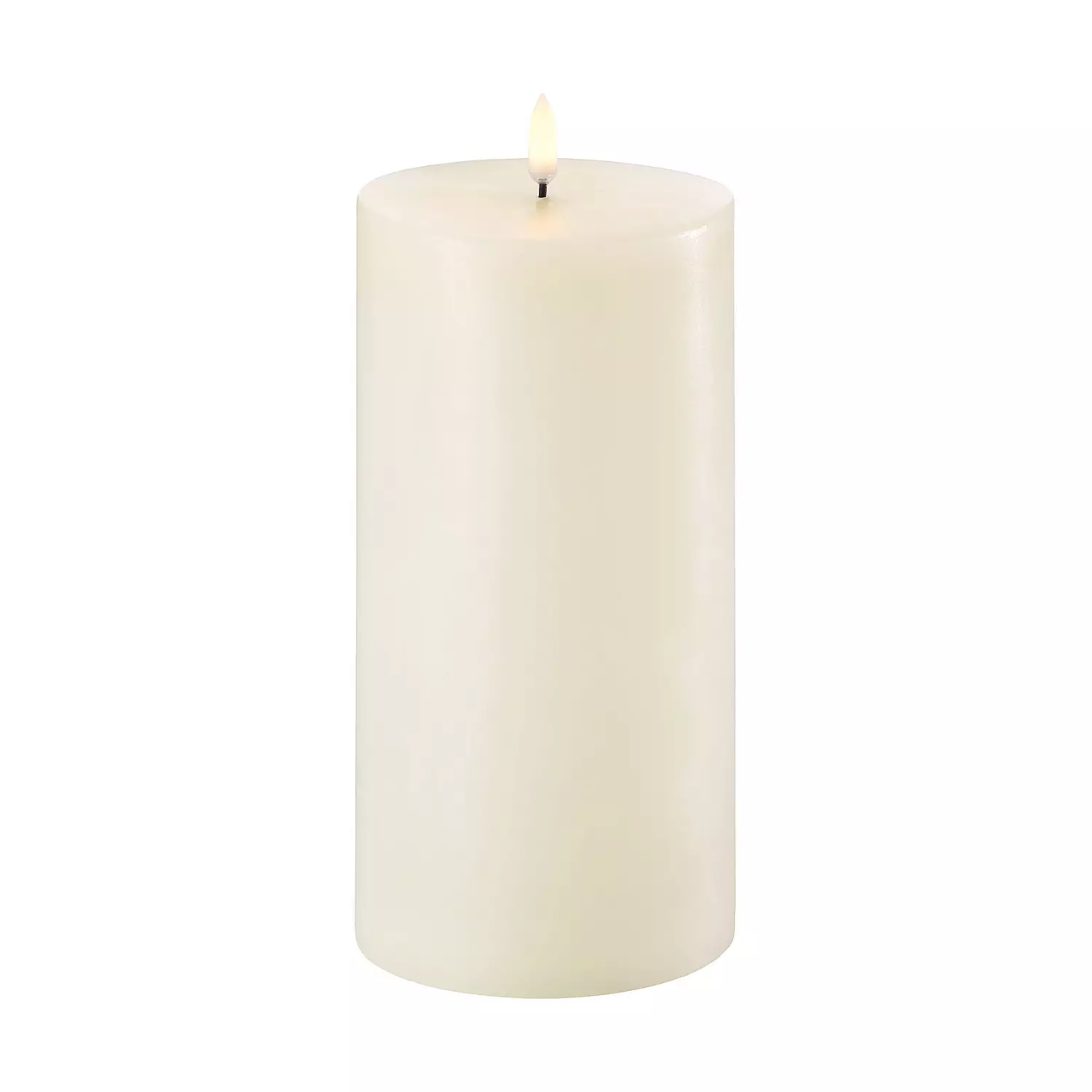 Uyuni 20cm LED Pillar Candle