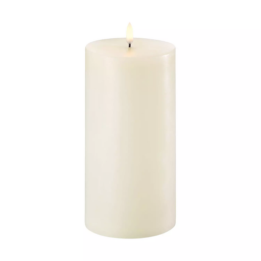 Uyuni 20cm LED Pillar Candle